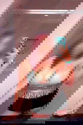 8122991613 Lore – Linda Chica Escort de Busto Grande en Saltillo.