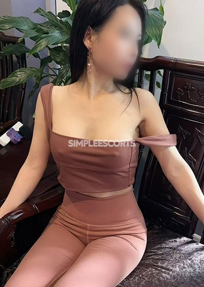 Escorts in CBD: 223413257 - Eva