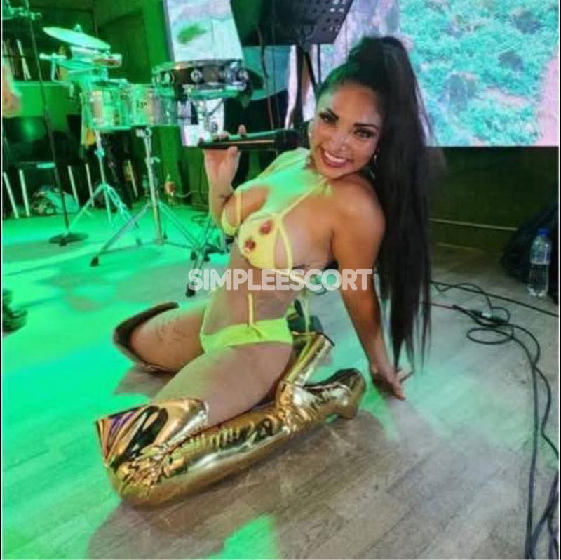 Prepagos 🇵🇪 Peruana en Plaza Edison: 65477921 - Escort peruana cantante, bailarina y animadora