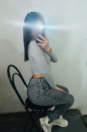 946700744   .. ORAL NATURAL... SIN APUROS REGALOS Y OFERTAS. 😶‍🌫️😻 Vip  AMIGAS UNIVERSITARIAS 18 Y 20 