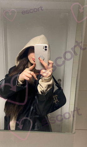 662793169 Studentka Analna