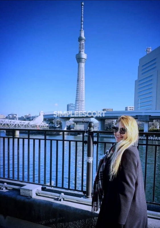 Acompanhantes 🇧🇷 Brasileira em Amora: 938662823 - Caroline Maria fotos reais sem enganos vem conhecer me