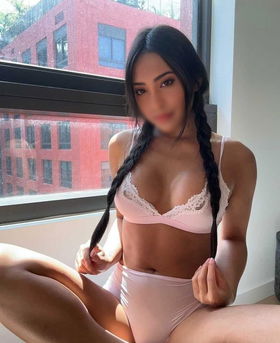 967054038 Mestiça quente na cama adora 69 e e muitas preliminares