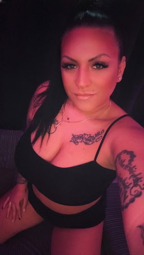 7939464695 Nicky Massage Services