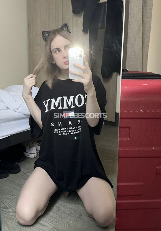 Escorts in Belfast: 7709891732 - Findom Mommy Xxl
