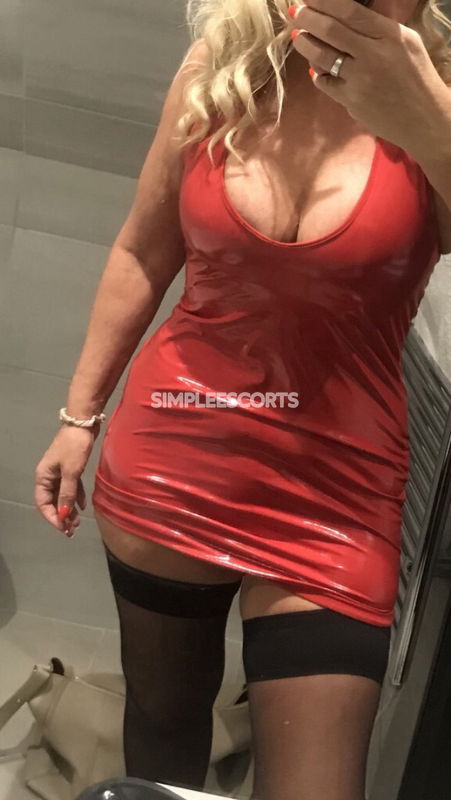 🇬🇧 British Escorts in Middlesbrough: 7864590934 - HOT N HORNY MILF 🍌CUM SEE ME FOR SOME VERY NAUGHTY FUN      💦   😘