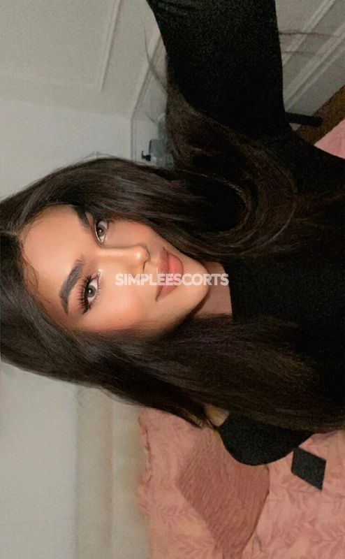 Escorts in Cricklewood: 7404490070 - Agatha Costa