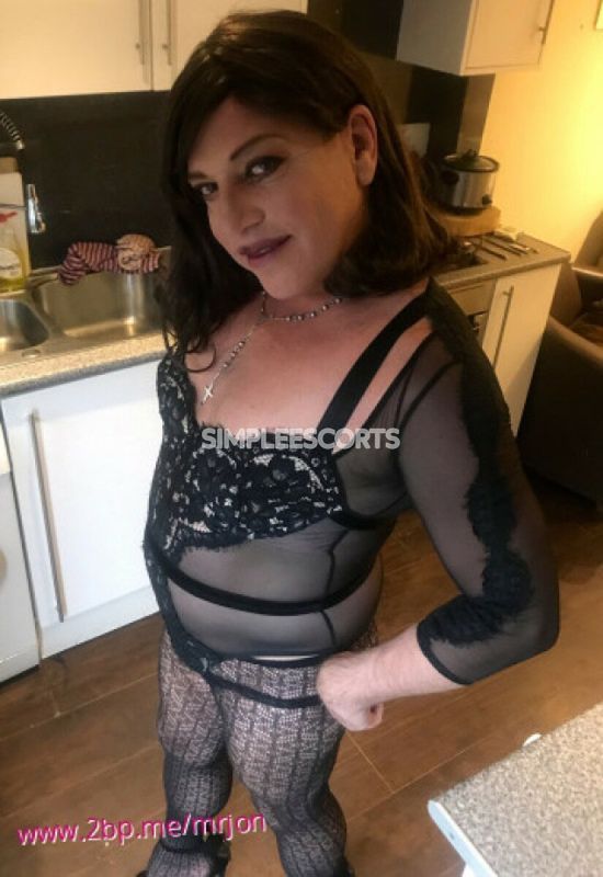 Escorts in Manchester: 7533371469 - Blanch Dupree