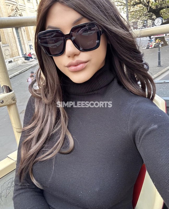 🇧🇷 Brazilian Escorts in Leeds: 7577304088 - Versatile Ts Bruna