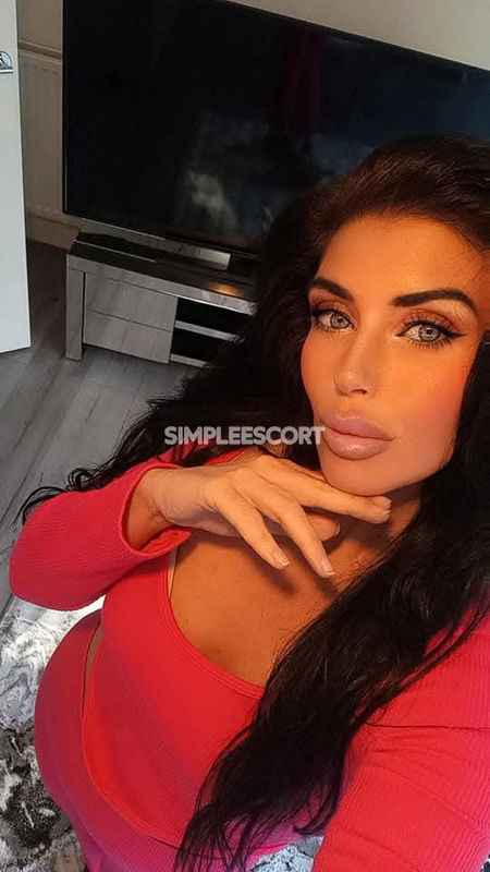 🇬🇧 British Escorts in Salford: 7444805149 - Meets and content 